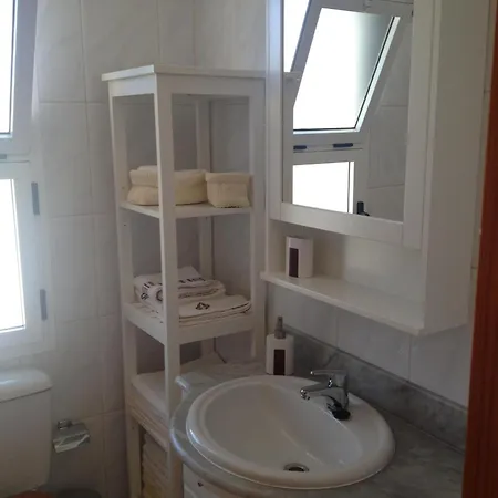 Iwona Mit Meerblick Apartament *