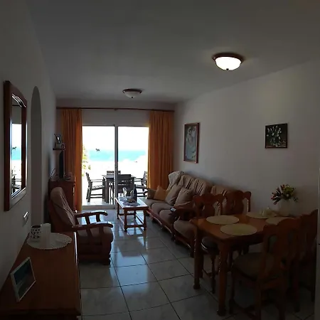 Iwona Mit Meerblick Apartament